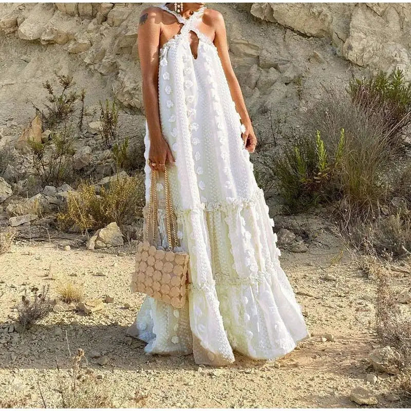 Effortless Chic: Sleeveless Halter Maxi Summer Dress